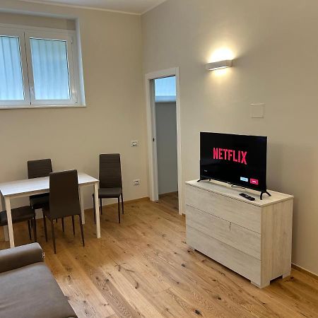Moscova Luxury Bruno Apartment ミラノ エクステリア 写真