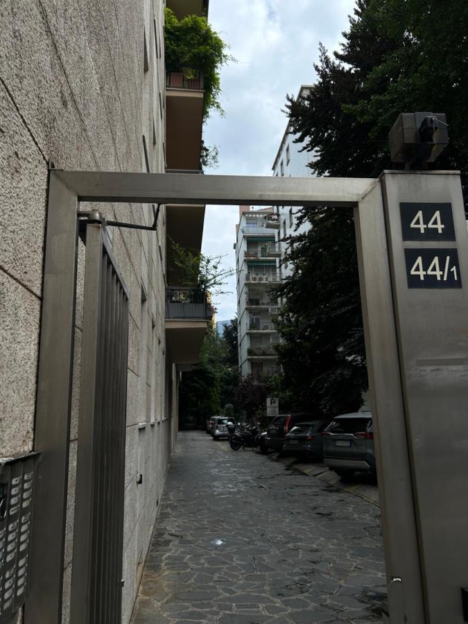 Moscova Luxury Bruno Apartment ミラノ エクステリア 写真